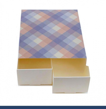 Кондитерская упаковка-пенал 18•15•5 см (2 секции/3 части) упак. 5-25 шт | КЛТ Кондитерская упаковка-пенал 18•15•5 см (2 секции/3 части) упак. 5-25 шт | КЛТ